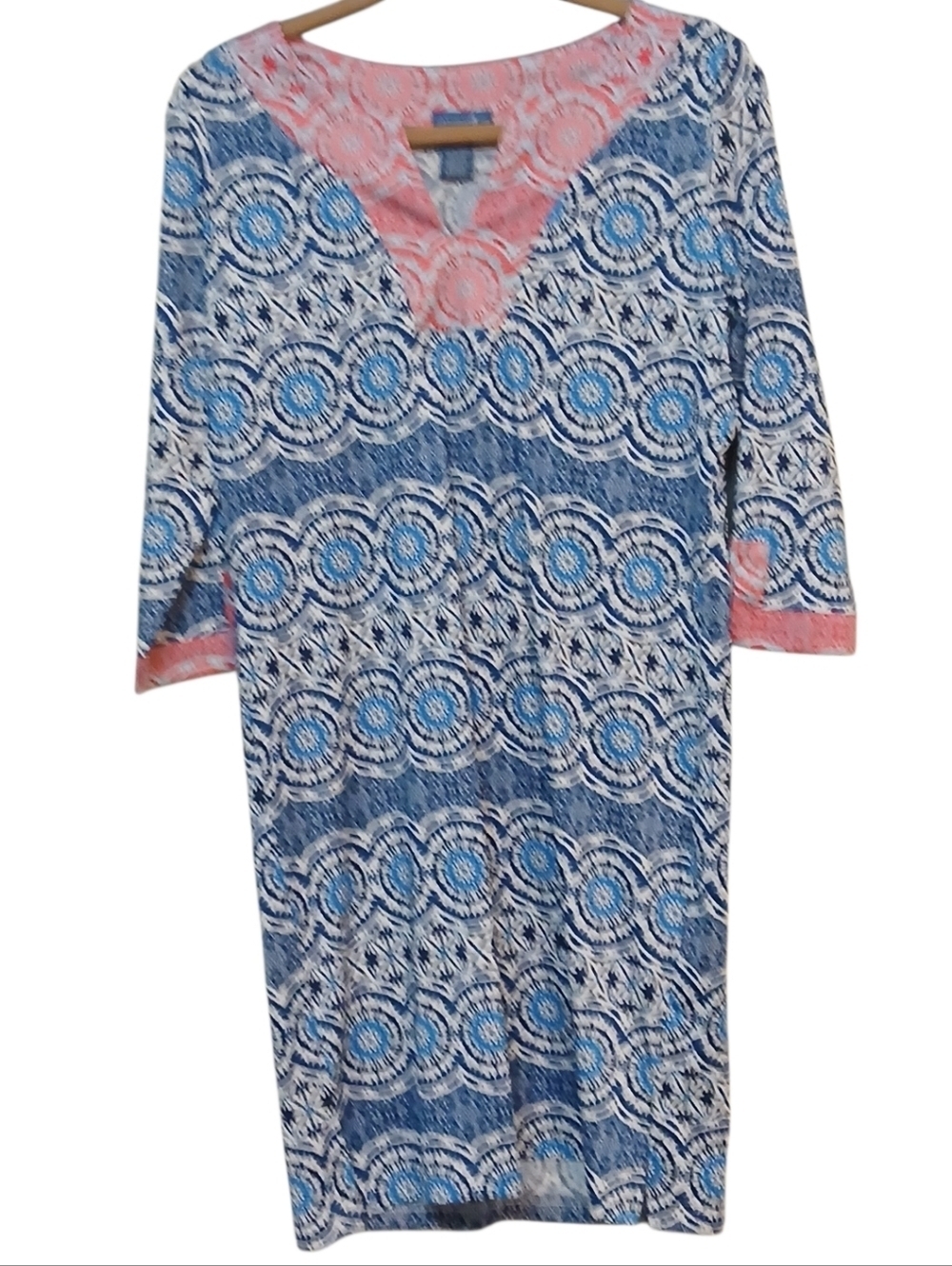 Caribbean Joe - NWOT, Color Block Shift Dress , 3/4 Sleeves W/Slits, V-Neck, - Picture 4 of 11